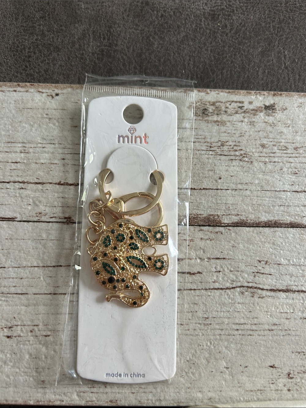 5/)25 Mint Gold Elephant Keychain with Green Rhinestones